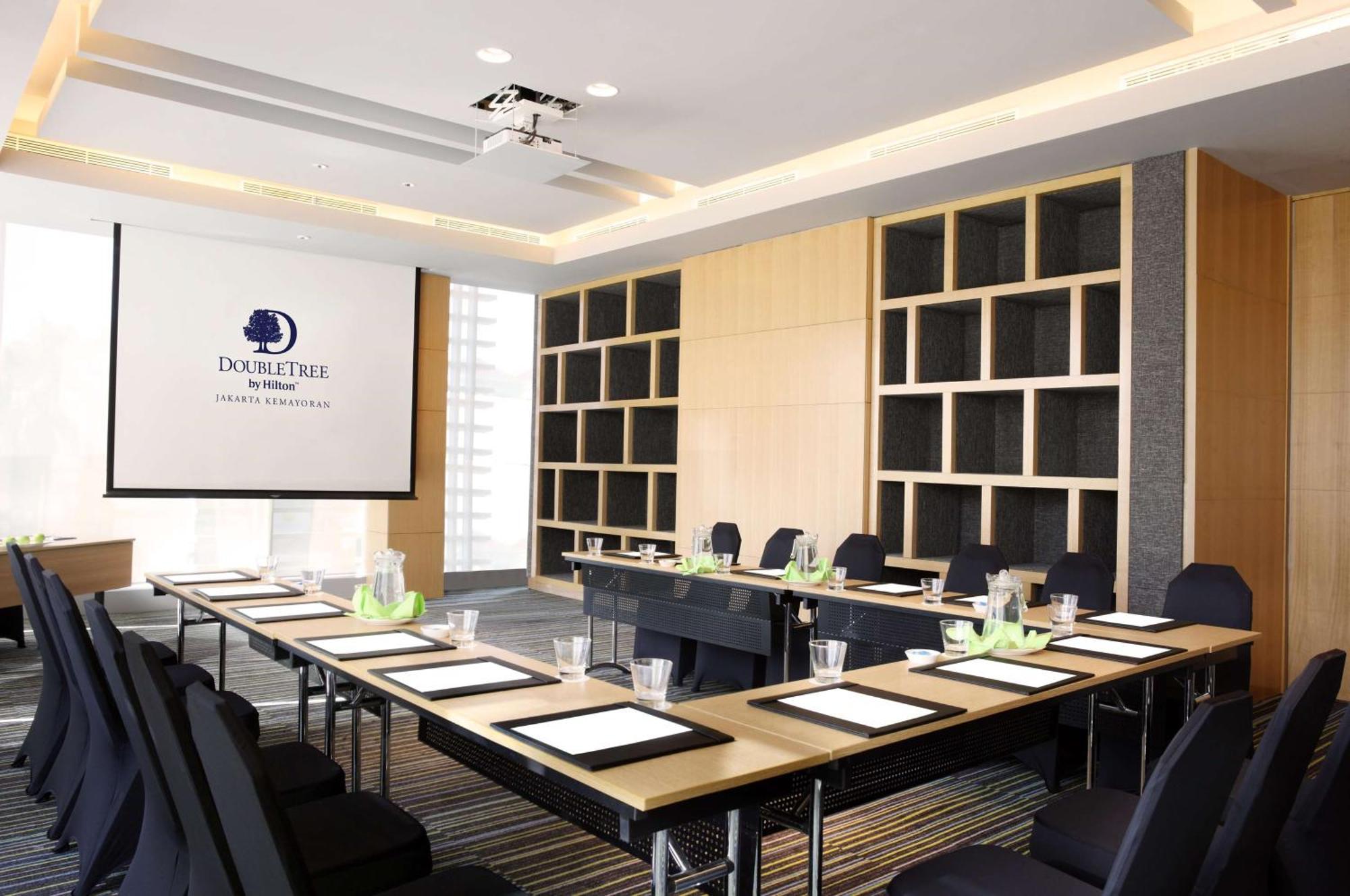 Doubletree By Hilton Jakarta Kemayoran Kültér fotó